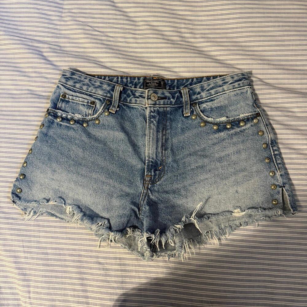 Abercrombie and Fitch Annie High Rise Shorts